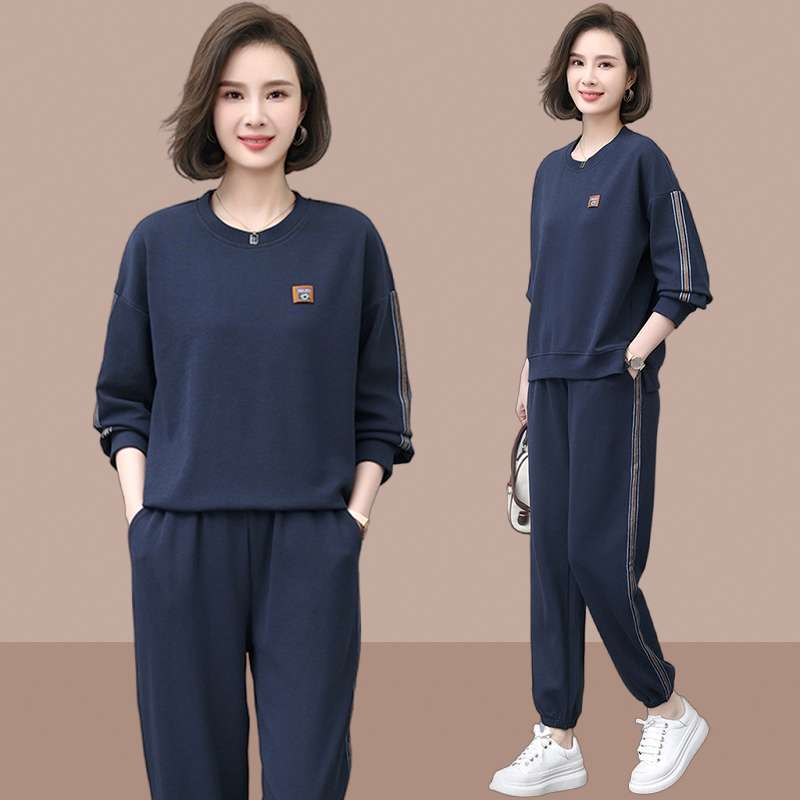 セットアップ　ゆったりカジュアルスポーツウェアセット