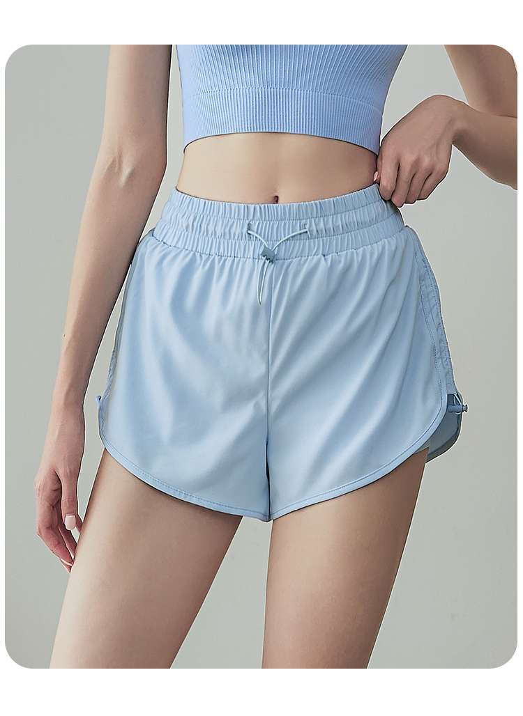 ショートパンツ　スポーティー美脚ショートパンツ
