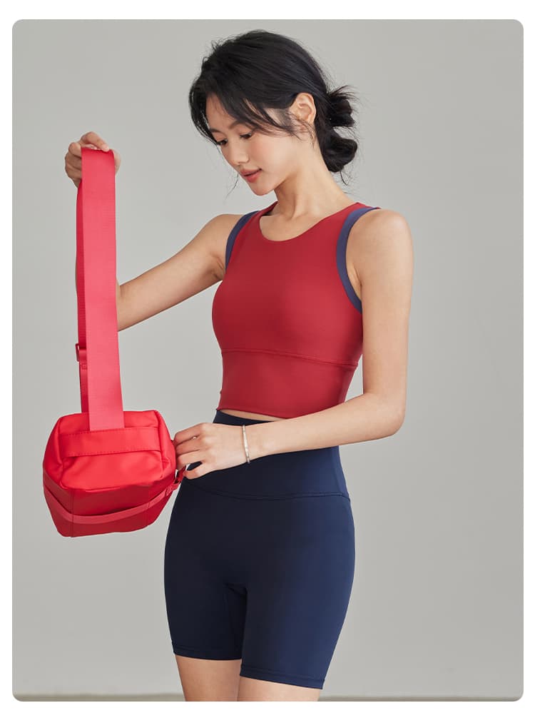 セットアップ　レディーススポーツウェア美姿勢サポート スポーツセットアップ