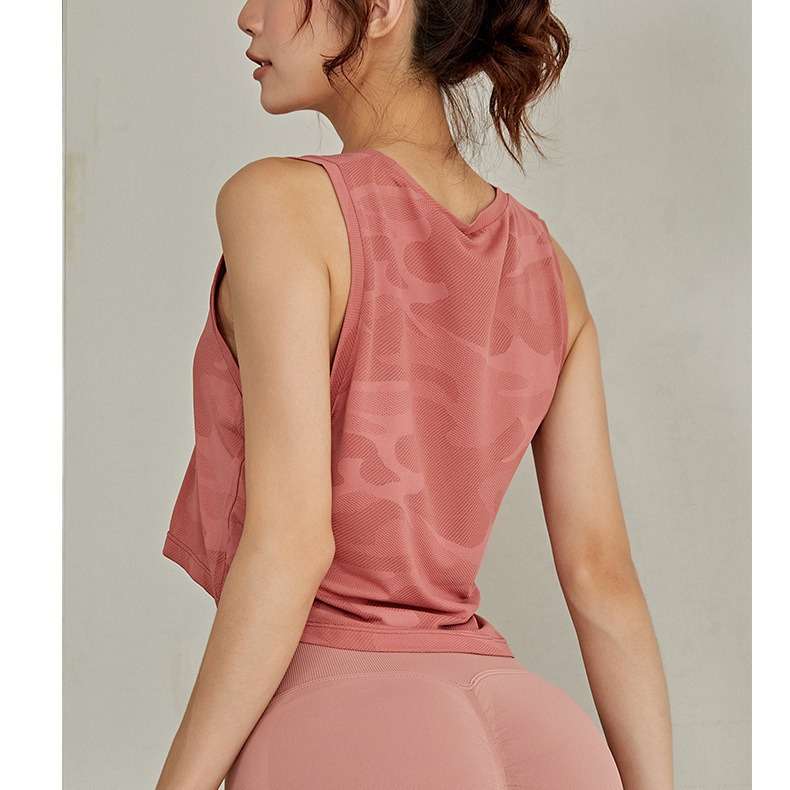 タンクトップ　通気性抜群ジム用ノースリーブシャツ