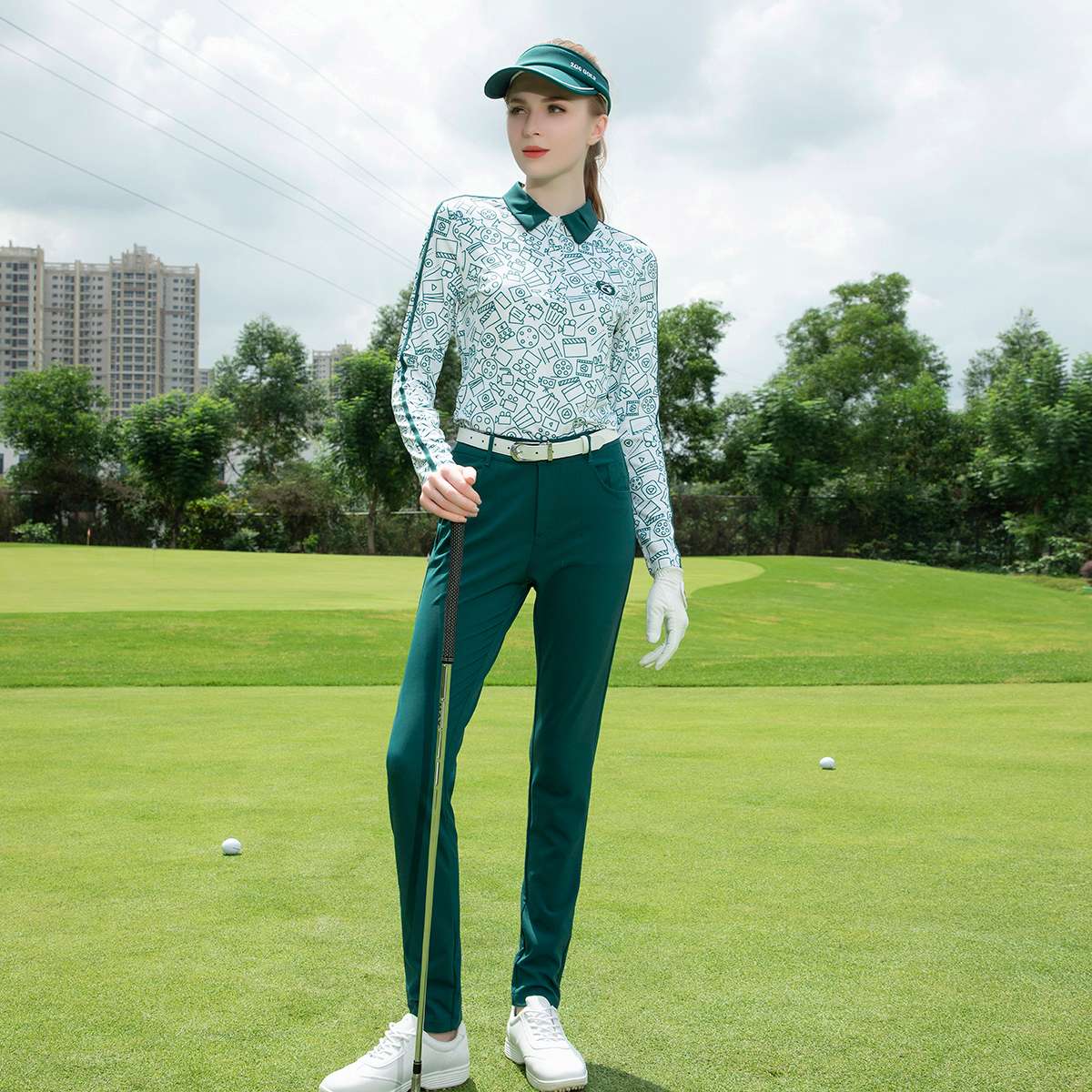 ロングTシャツ　スポーツ柄プリントポロシャツ