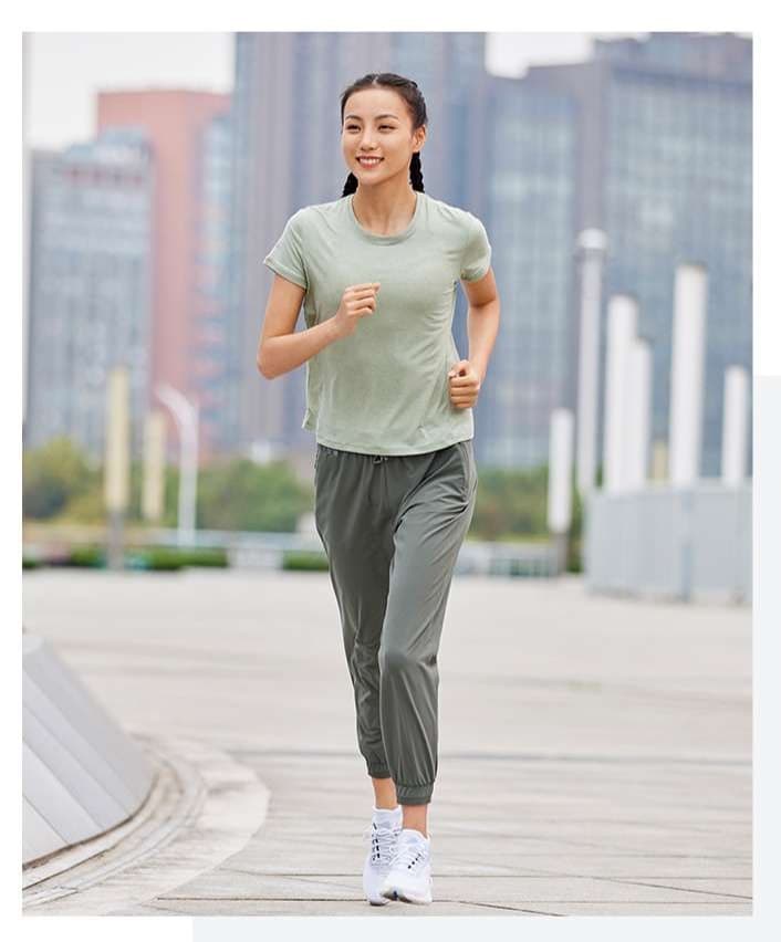 Tシャツ　さらっと涼やかランニング用半袖シャツ