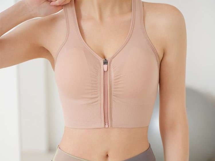 スポーツブラ　フロントジップアクティブスポーツブラ
