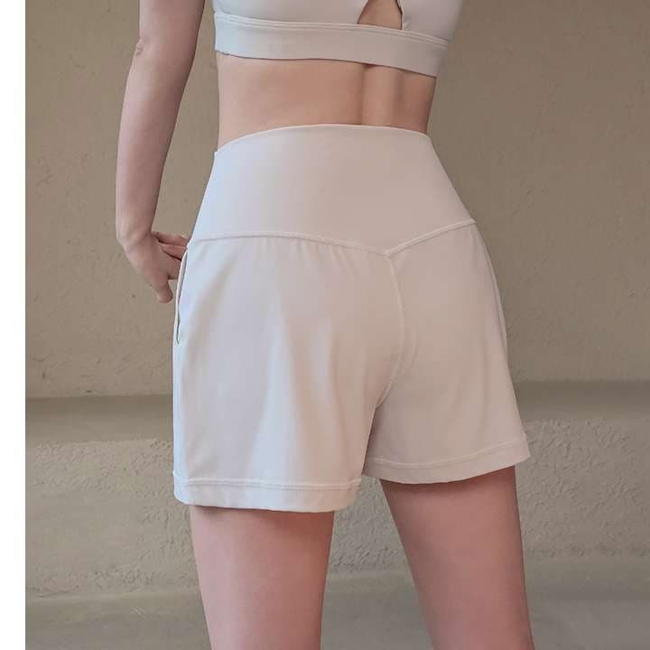 ショートパンツ　スポーツ用ヨガショートパンツ