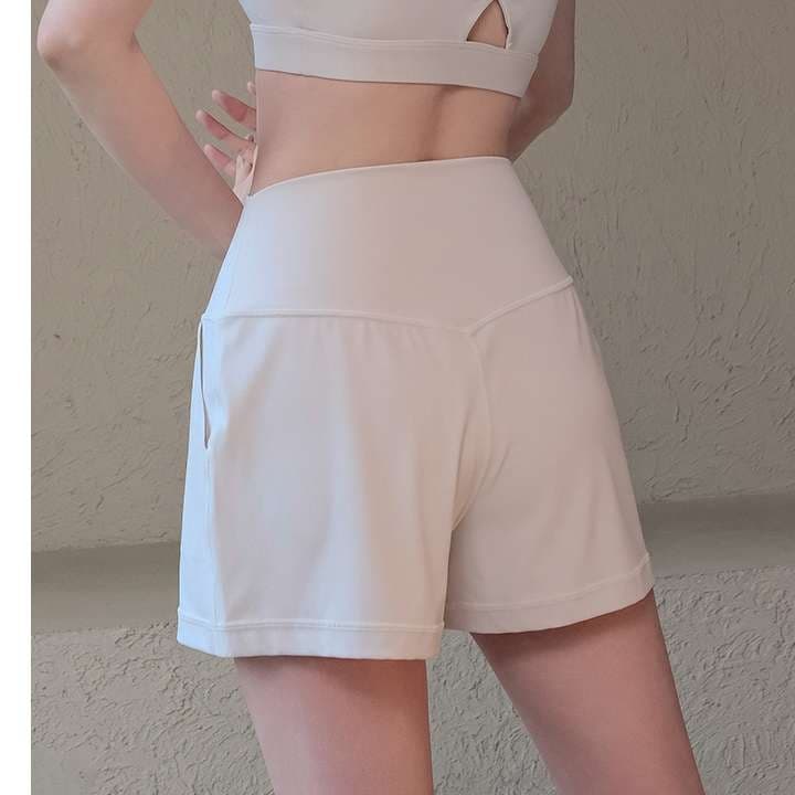 ショートパンツ　スポーツ用ヨガショートパンツ