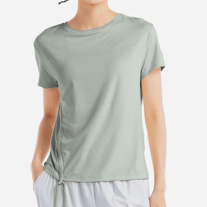 Tシャツ　サイドシャーリングアクティブトップス