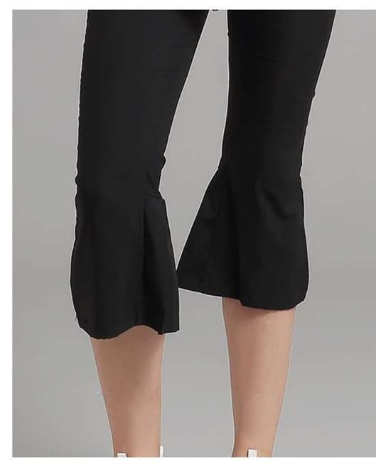 ロングパンツ　フレアカットクロップドパンツ