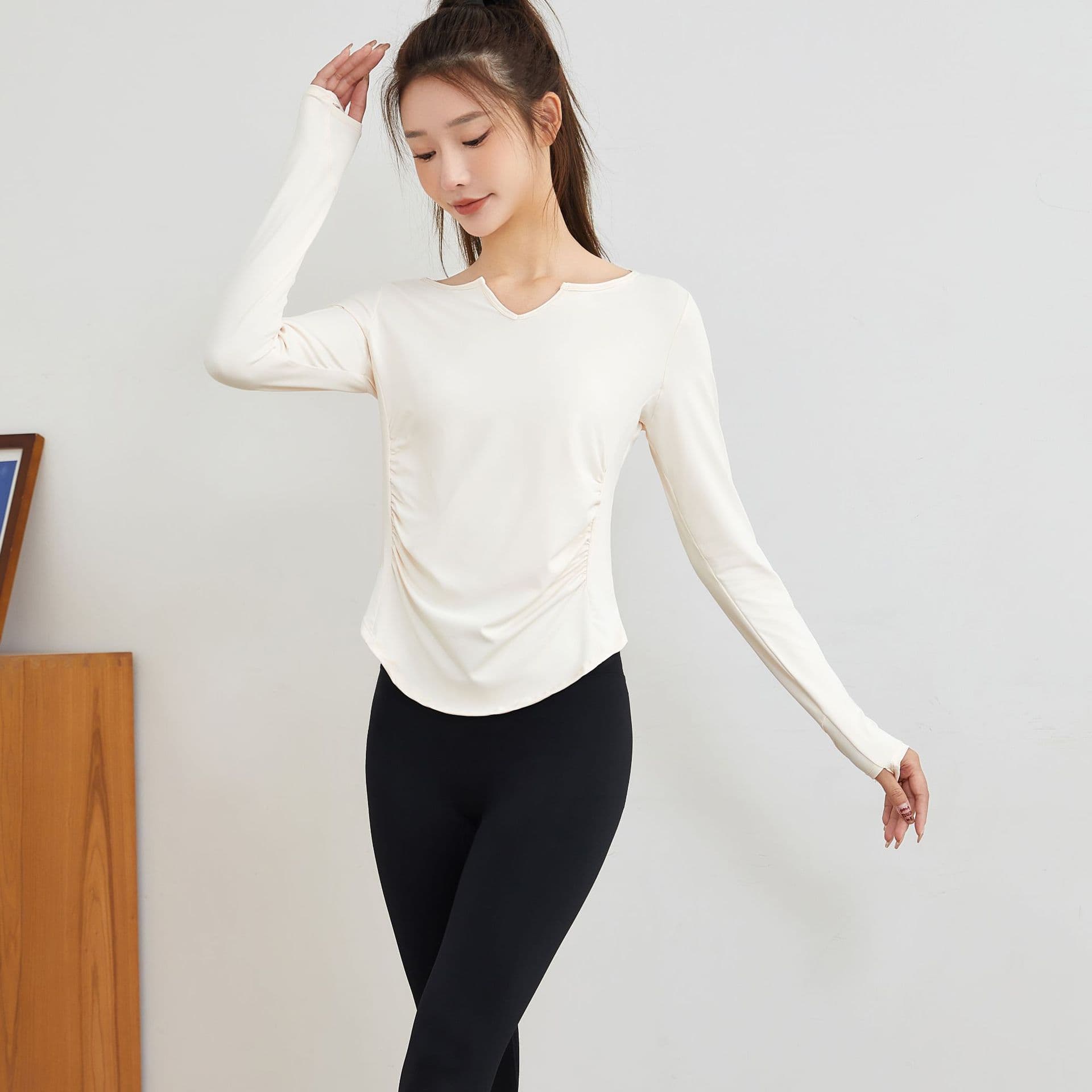 ロングTシャツ　アクティブフィットスリムロング