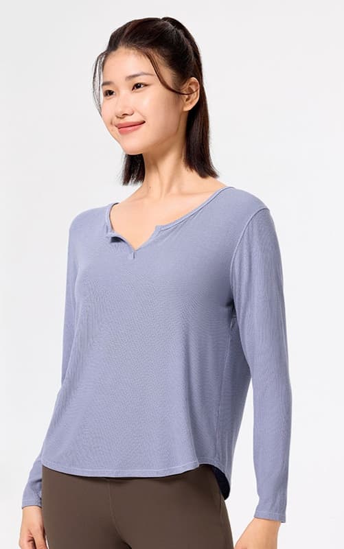 ロングTシャツ　究極の快適さスポーツロングティーシャツ