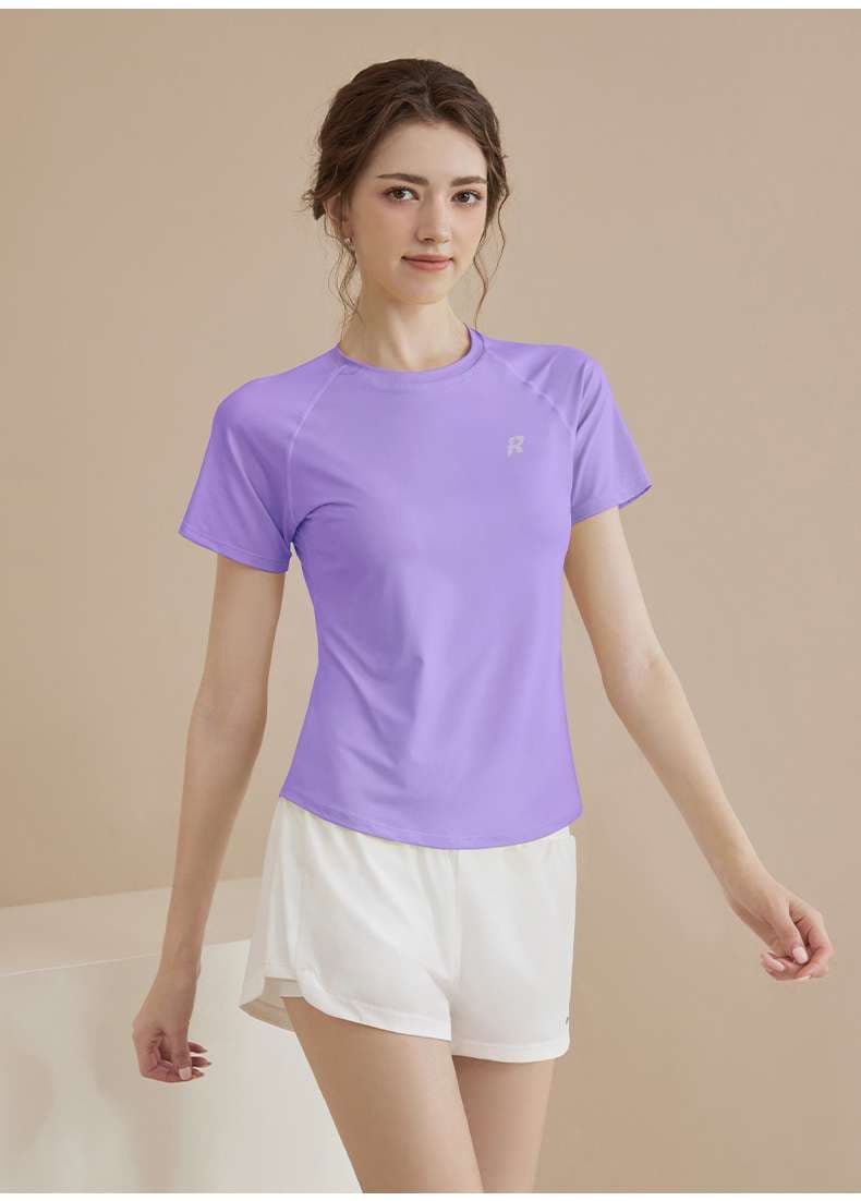 Tシャツ　 スタイリッシュスポーツTシャツ