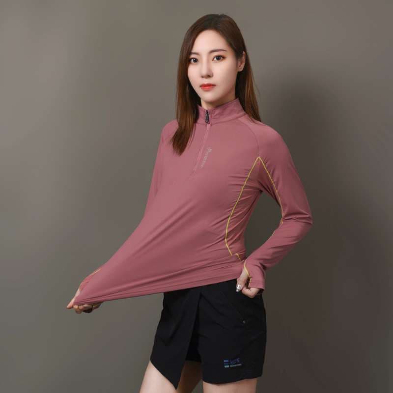 ロングTシャツ　軽量ハイネックランニングウェア