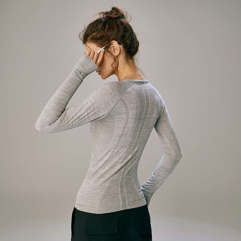 ロングTシャツ　しなやかフィットアスリートトップス