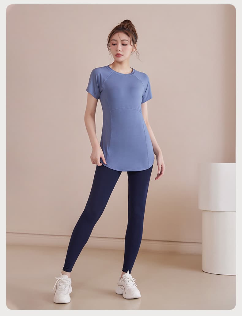 Tシャツ　レディーススポーツウェア なめらか曲線 吸汗速乾トップス