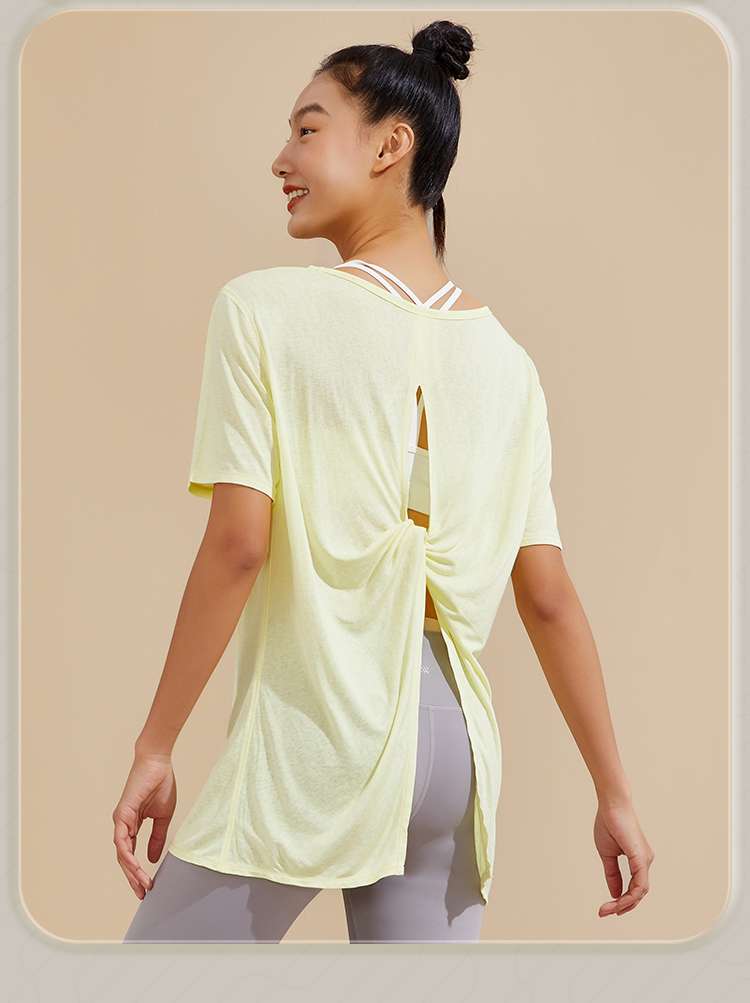 Tシャツ　バックオープンデザインスポーツトップス