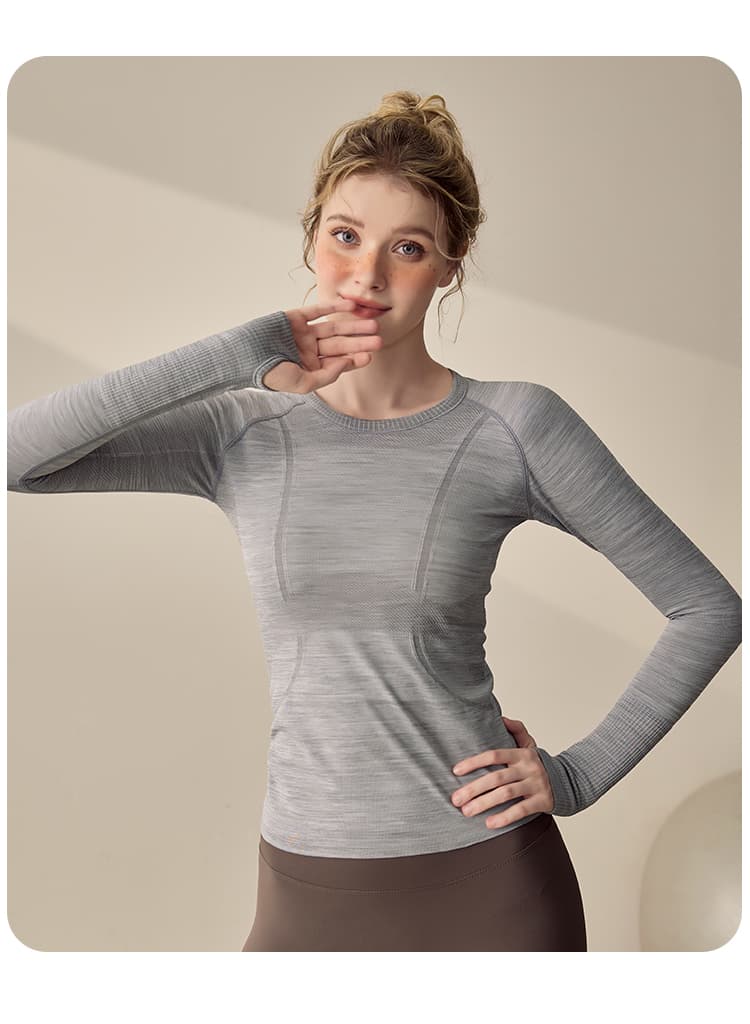 ロングTシャツ　美シルエット機能性シームレスロングスリーブ
