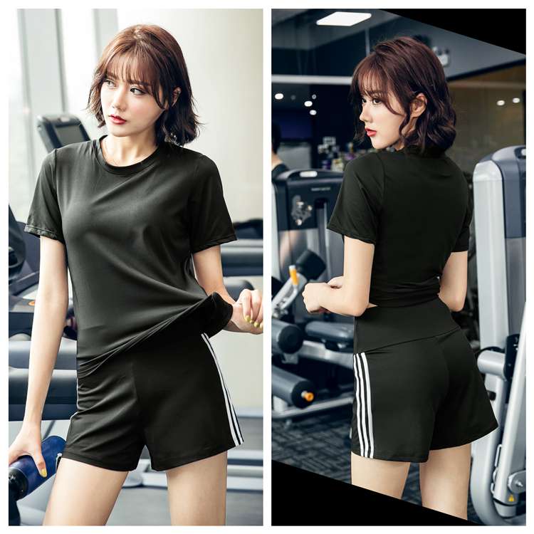 Tシャツ　トレーニングウィメンズTシャツ