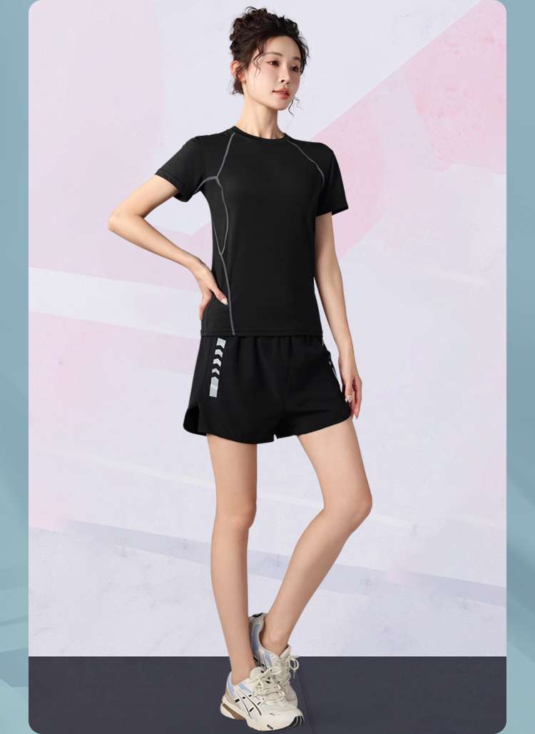 ショートパンツ　アクティブフィット ランニングショーツ