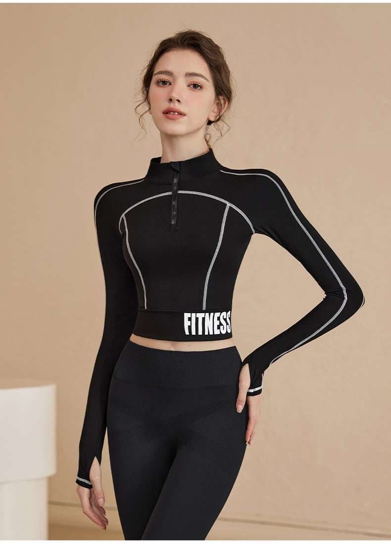 ロングTシャツ　スタイリッシュフィットネスクロップトップ