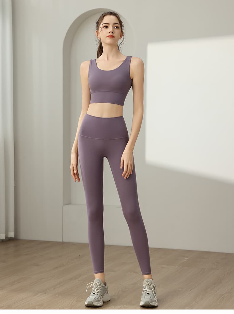 セットアップ　シームレス フィットスポーツセットアップ