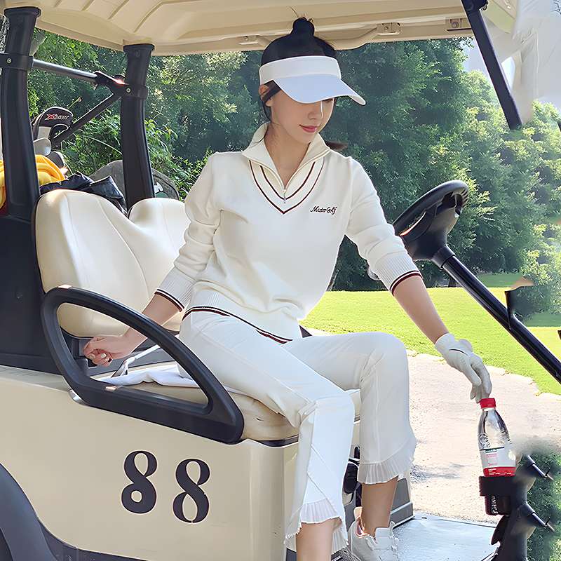 ロングTシャツ　ゴルフ向け優雅なVネックニットトップス