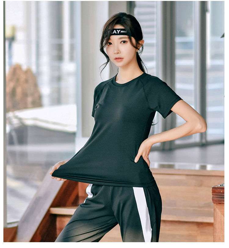 セットアップ　スポーティー長袖シャツ＆美シルエットパンツ　ツーピースセット