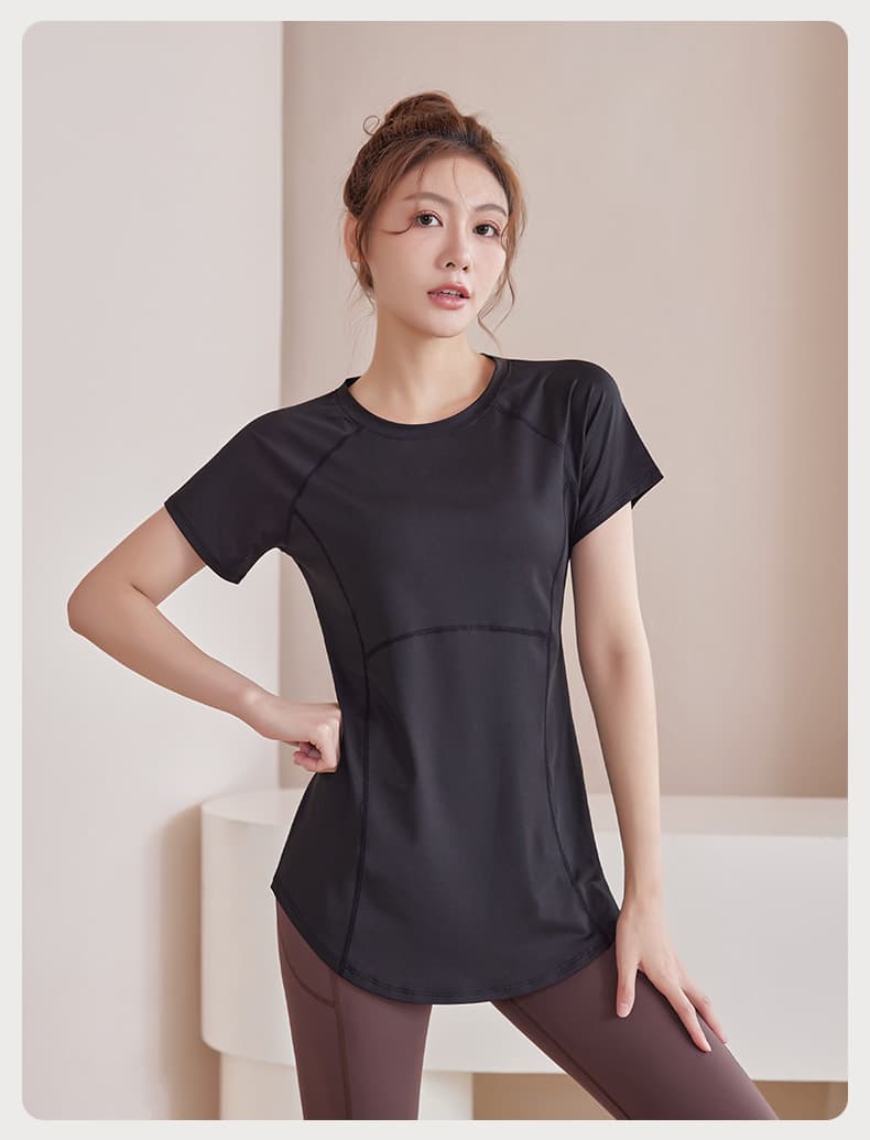 Tシャツ　レディーススポーツウェア なめらか曲線 吸汗速乾トップス