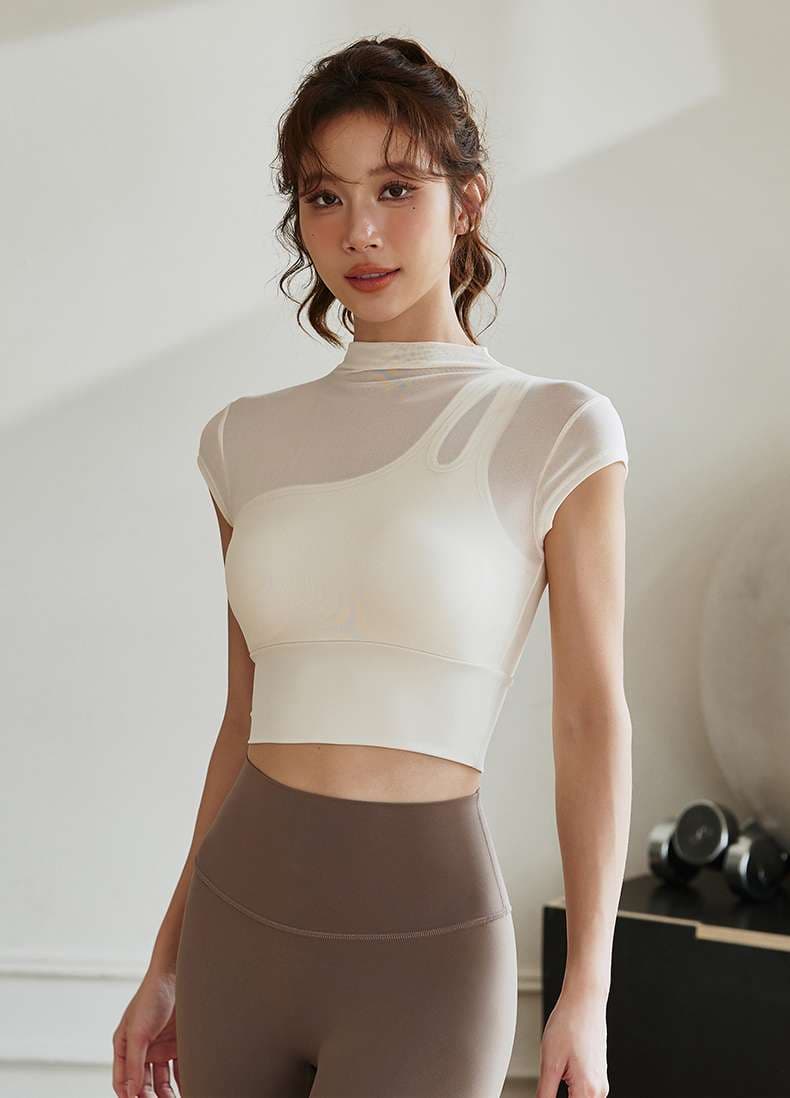 Tシャツ　洗練シルエットスポーツクロップトップ