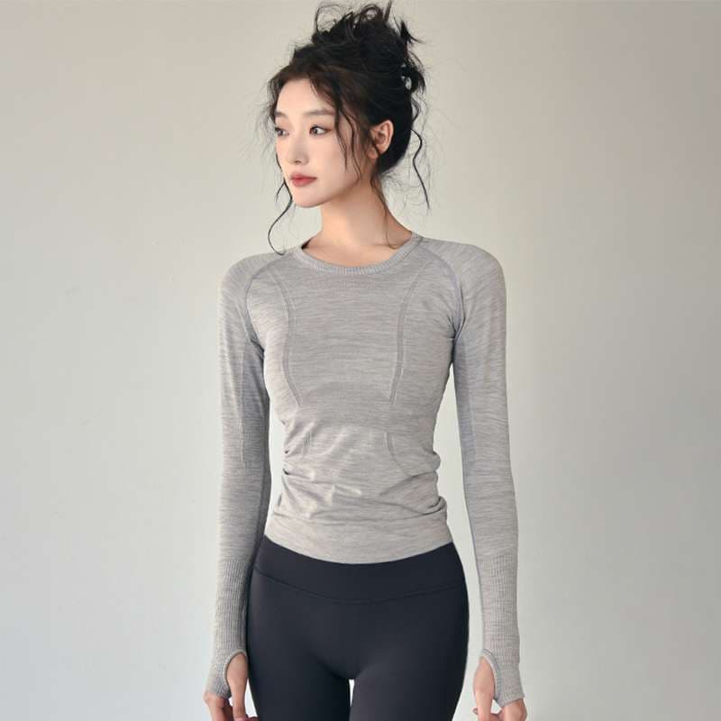 ロングTシャツ　シームレスフィットアスレチックトップス