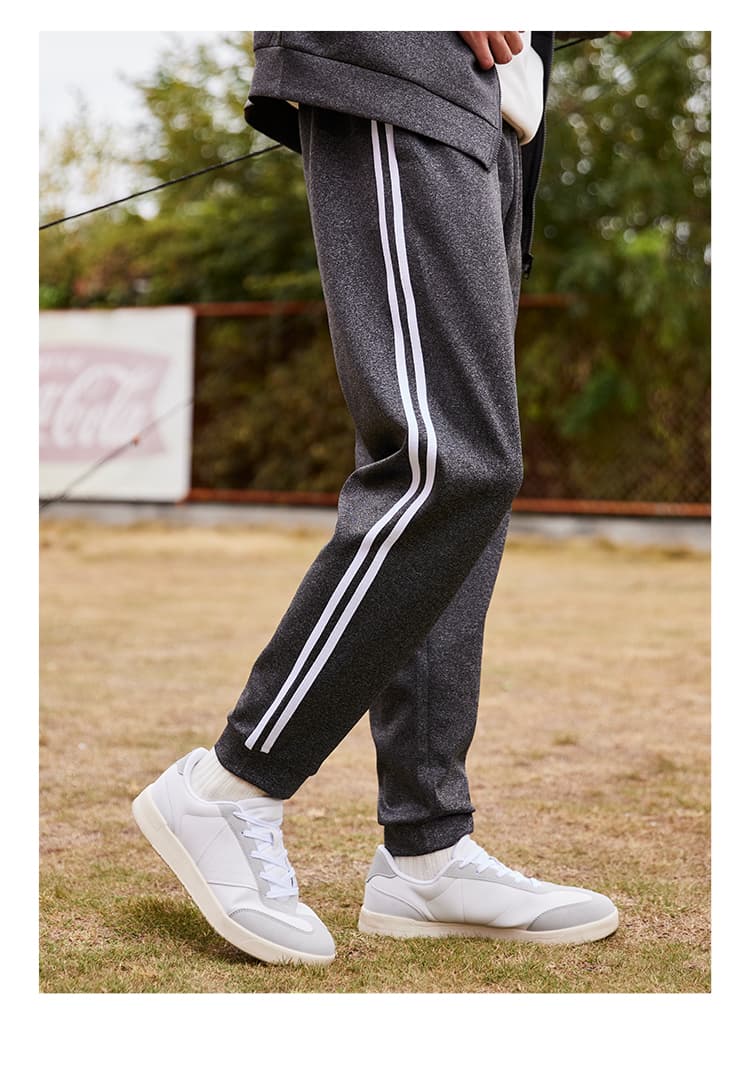 セットアップ　スタイリッシュトラックスーツセットアップ