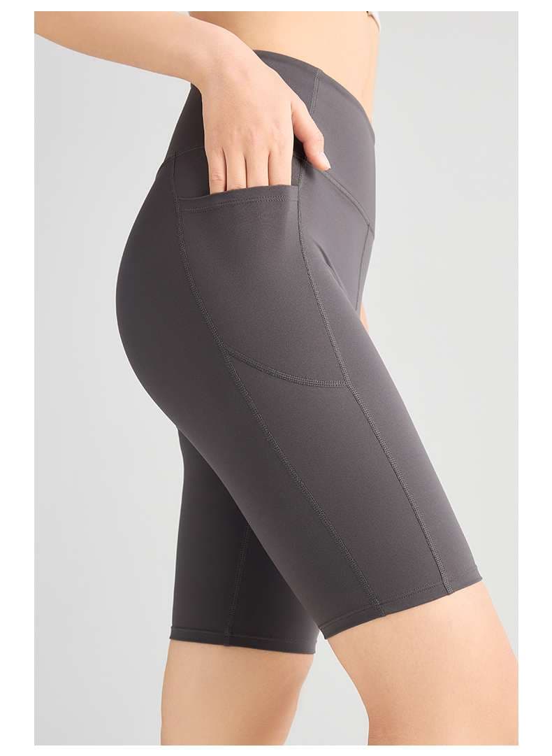 ショートパンツ　高機能ポケット付きフィットネスショートパンツ