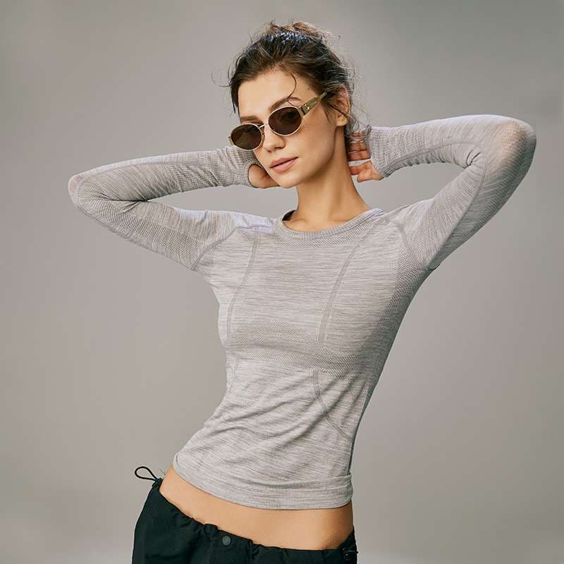 ロングTシャツ　しなやかフィットアスリートトップス