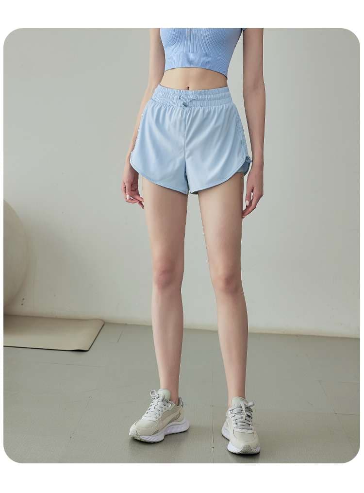 ショートパンツ　スポーティー美脚ショートパンツ