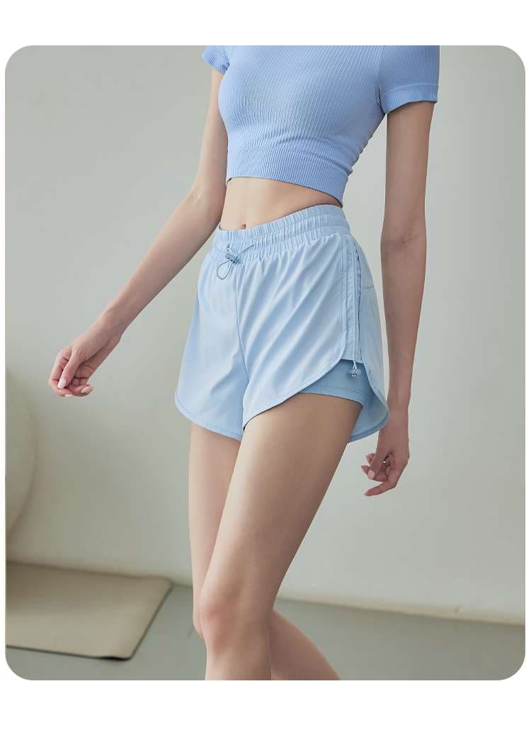 ショートパンツ　スポーティー美脚ショートパンツ