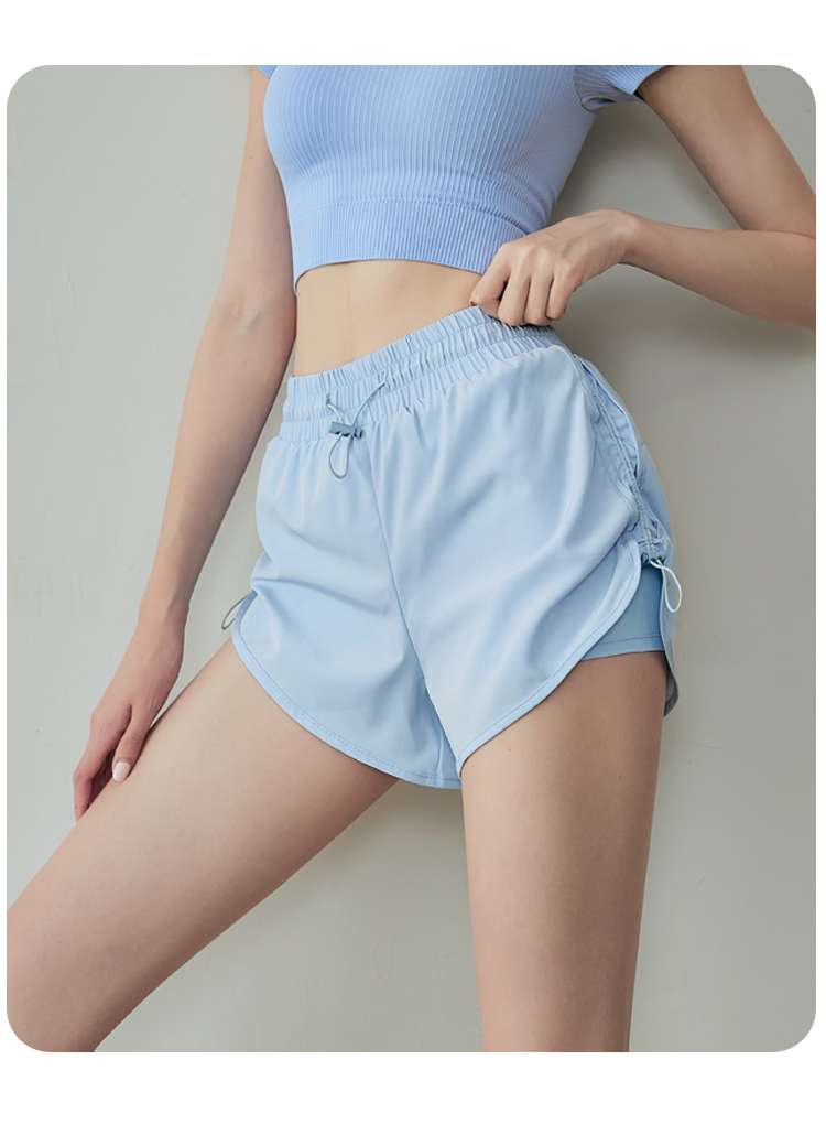 ショートパンツ　スポーティー美脚ショートパンツ