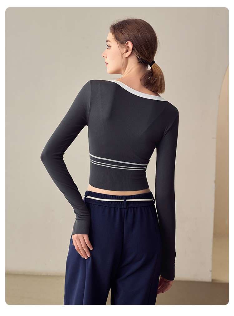 ロングTシャツ　スタイリッシュスポーツクロップトップ
