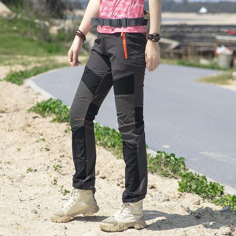 ロングパンツ　アウトドア向け機能性トレッキングパンツ
