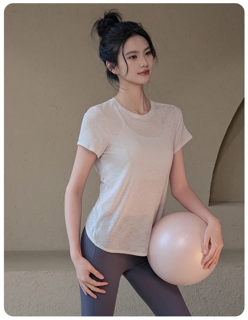 Tシャツ　レディーススポーツウェア シルエット美人 半袖さらりトップス