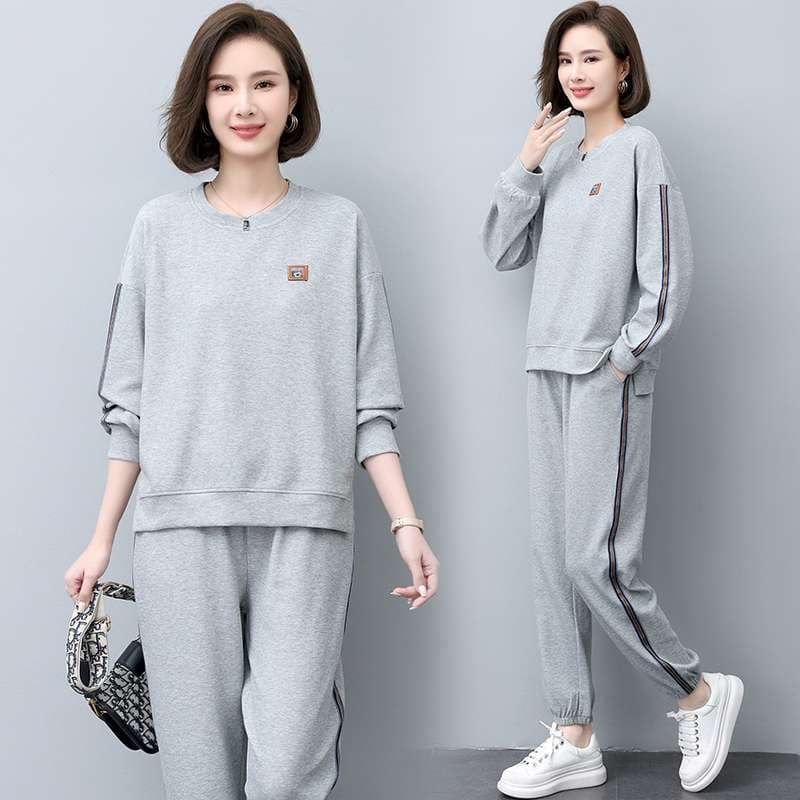 セットアップ　ゆったりカジュアルスポーツウェアセット