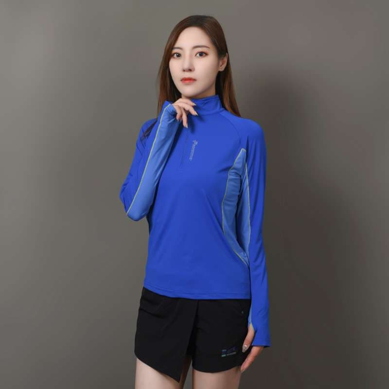 ロングTシャツ　軽量ハイネックランニングウェア