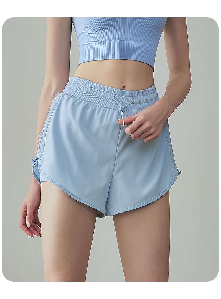 ショートパンツ　スポーティー美脚ショートパンツ