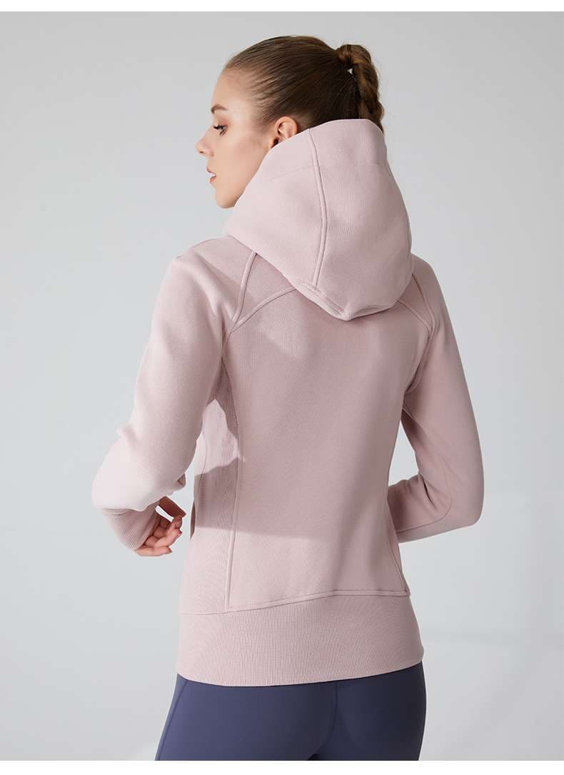 パーカー　スポーツシーン対応フード付きパーカー