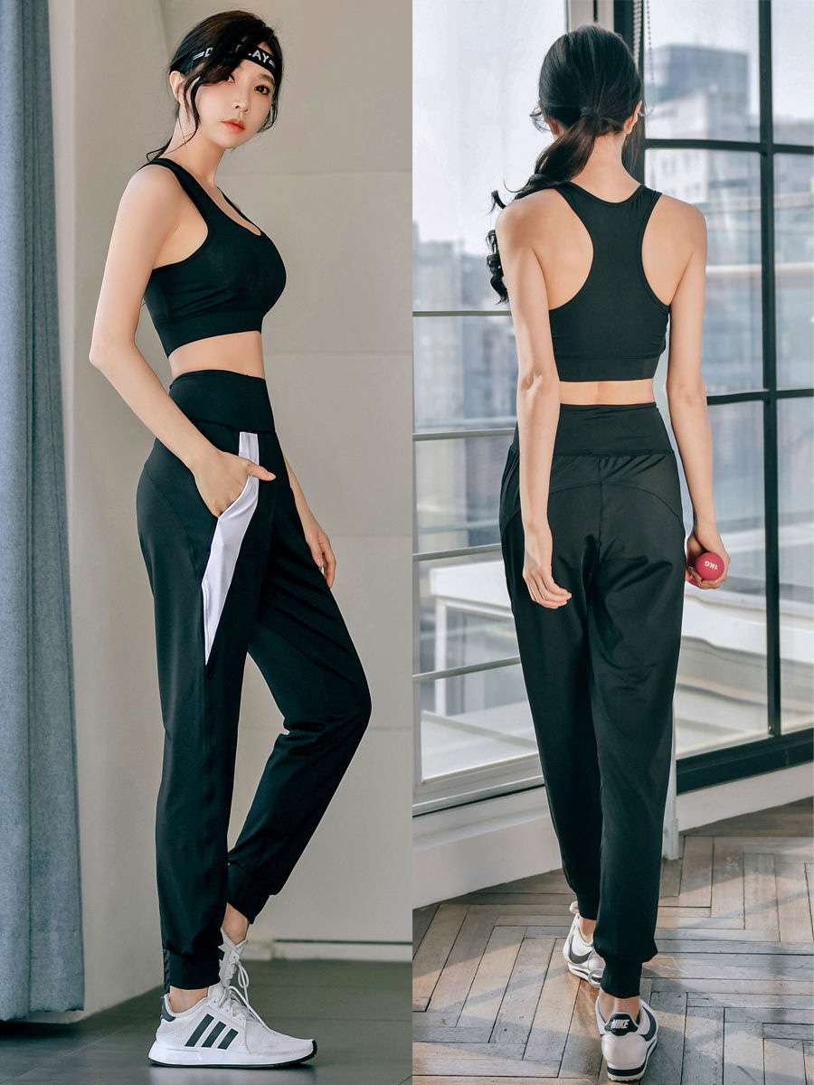 セットアップ　スポーティー長袖シャツ＆美シルエットパンツ　ツーピースセット