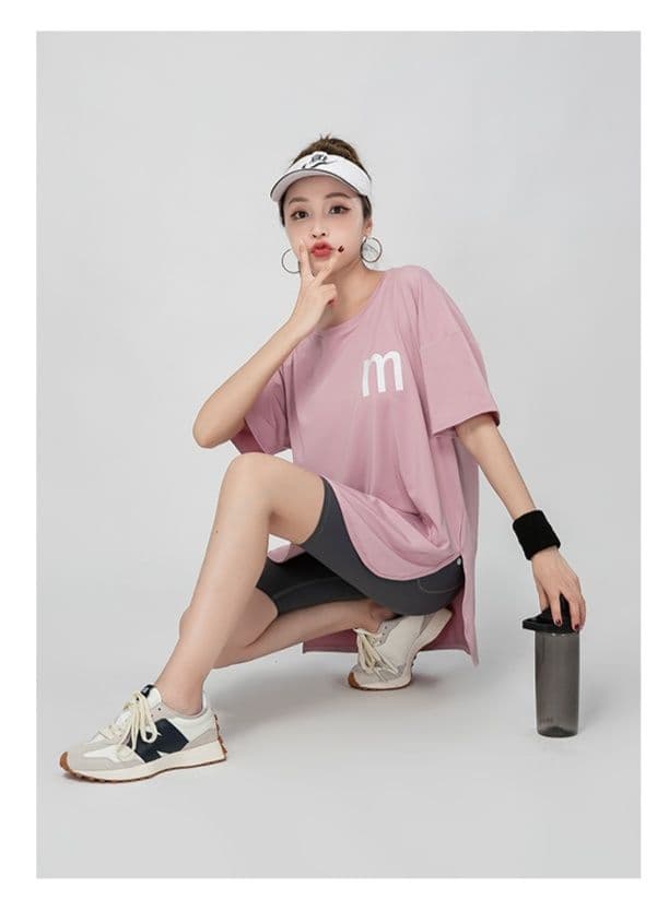 Tシャツ レディーススポーツウェア シンプルロゴ ゆったりフィットTシャツ