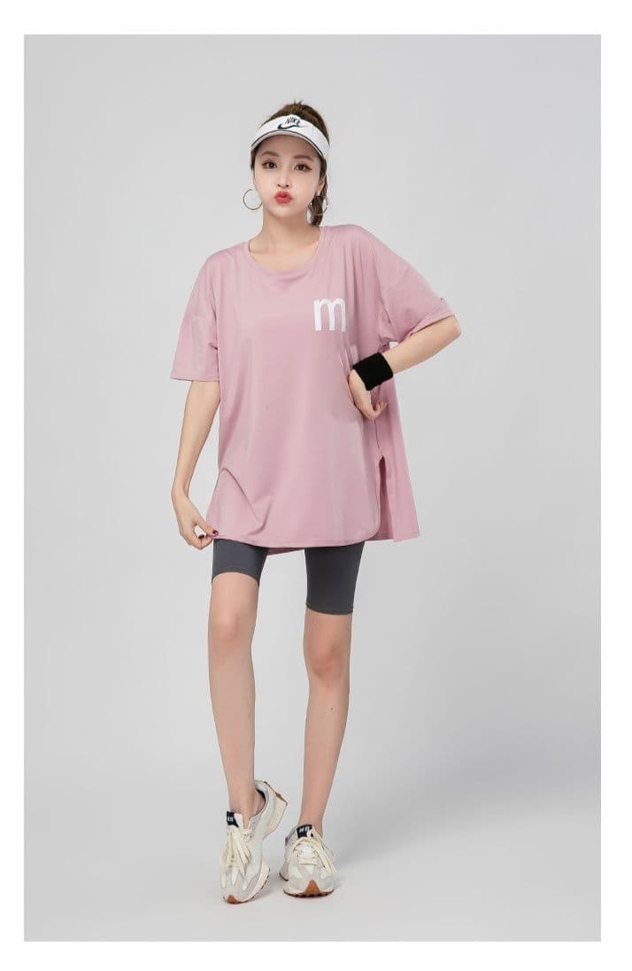 Tシャツ レディーススポーツウェア シンプルロゴ ゆったりフィットTシャツ