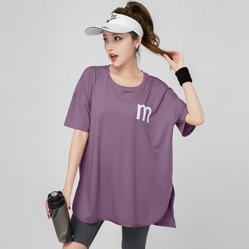Tシャツ レディーススポーツウェア シンプルロゴ ゆったりフィットTシャツ