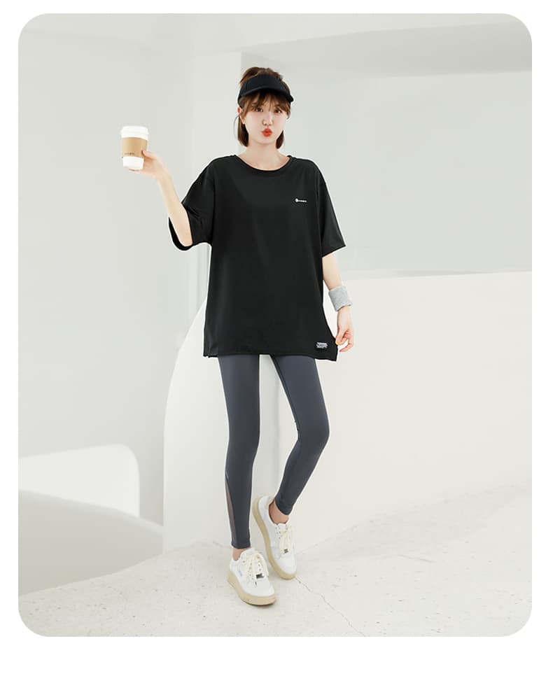 Tシャツ ゆったりフィットスポーツカットソー