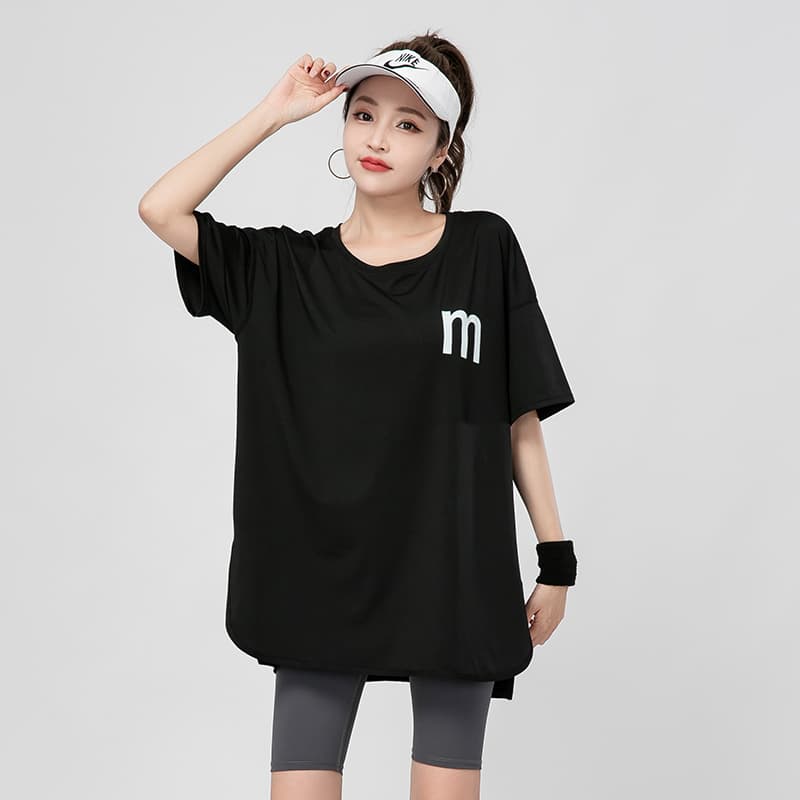 Tシャツ レディーススポーツウェア シンプルロゴ ゆったりフィットTシャツ